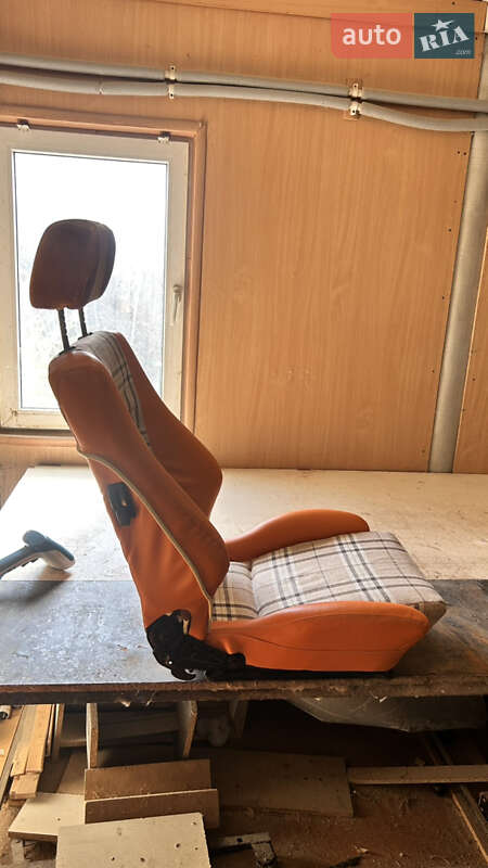 Грузовой фургон Mitsubishi L 300 1999 в Киеве фото 9 Грузовой фургон Mitsubishi L 300 1999 в Киеве