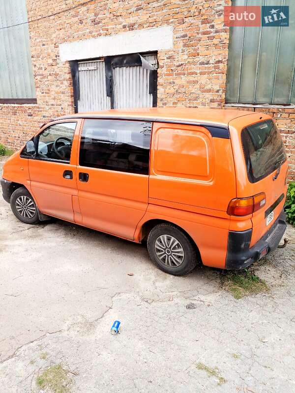 Минивэн Mitsubishi L 400 1998 в Житомире фото 6 Минивэн Mitsubishi L 400 1998 в Житомире
