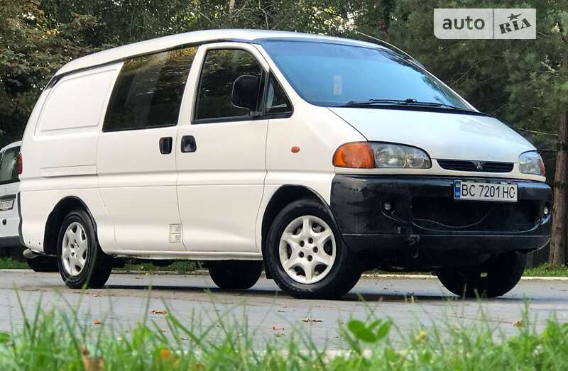 Грузопассажирский фургон Mitsubishi L 400 1997 в Дрогобыче