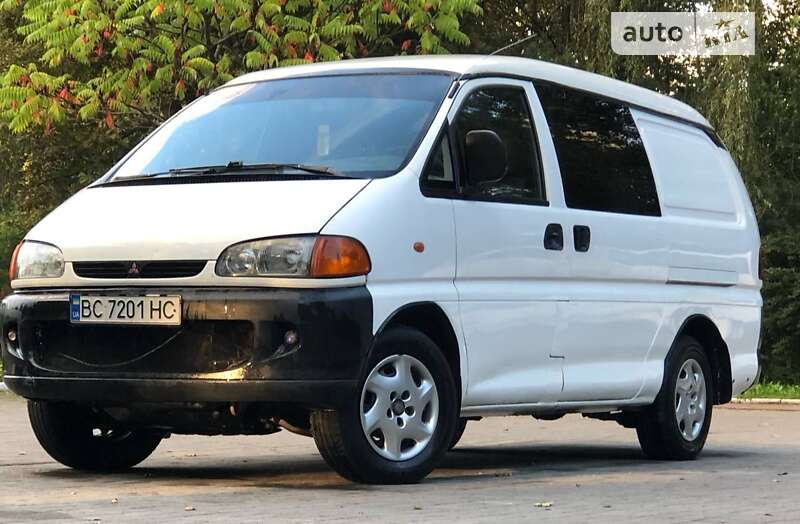 Грузопассажирский фургон Mitsubishi L 400 1997 в Дрогобыче