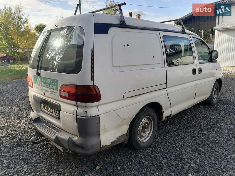 Минивэн Mitsubishi L 400 1999 в Камне-Каширском