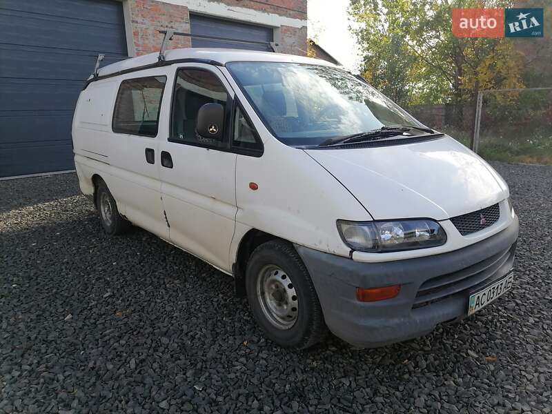 Минивэн Mitsubishi L 400 1999 в Камне-Каширском