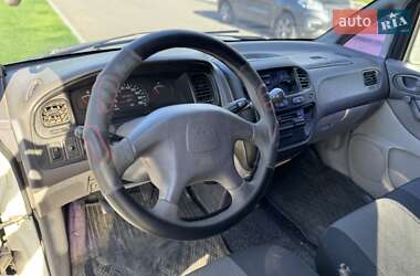 Минивэн Mitsubishi L 400 2000 в 