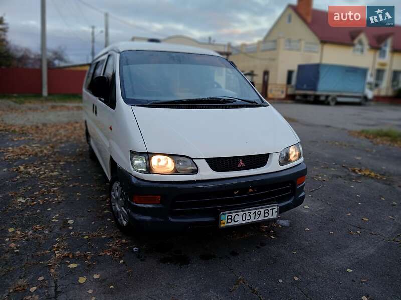 Минивэн Mitsubishi L 400 1999 в Стебнику