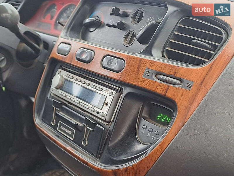 Мінівен Mitsubishi L 400 2000 в Одесі
