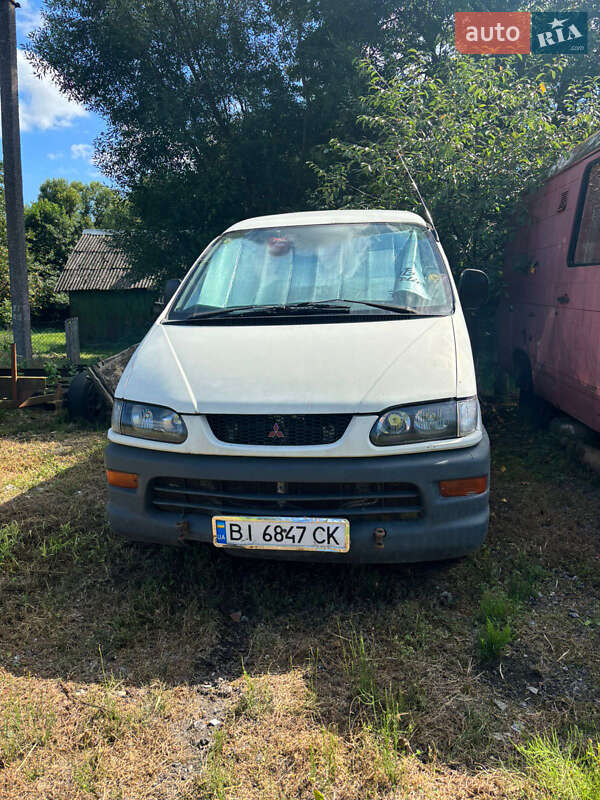 Mitsubishi L 400 2000 Mitsubishi L 400 2000