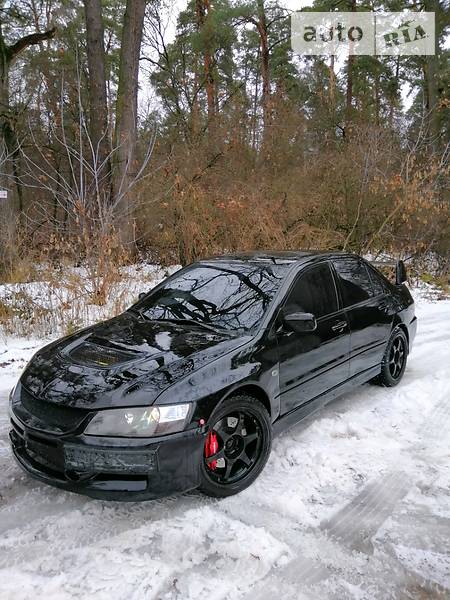 Седан Mitsubishi Lancer Evolution 2004 в Киеве