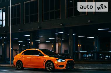 Седан Mitsubishi Lancer Evolution 2009 в 