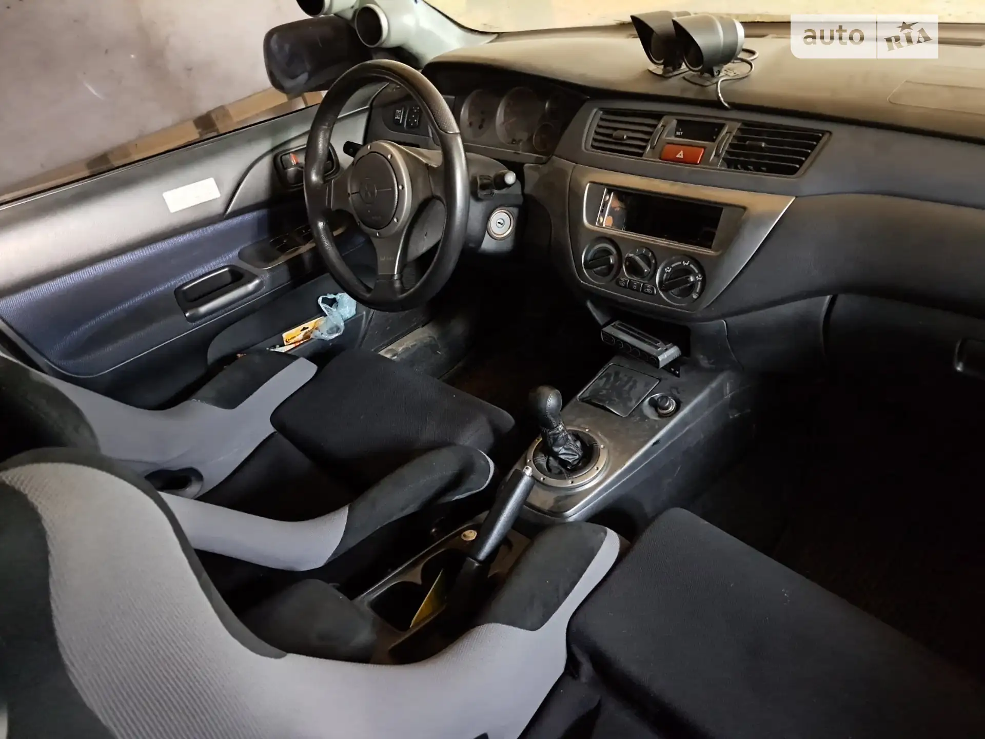 Mitsubishi Lancer Evolution 2004 р.в