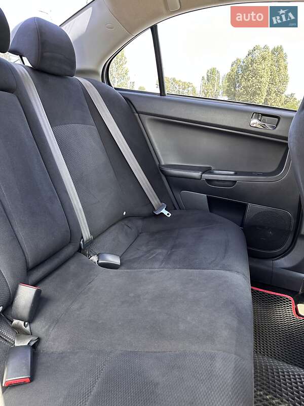 Седан Mitsubishi Lancer Evolution 2008 в Днепре