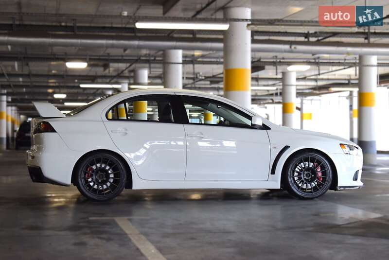 Седан Mitsubishi Lancer Evolution 2008 в Краковце