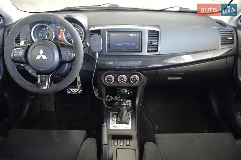 Седан Mitsubishi Lancer Evolution 2008 в Краковце