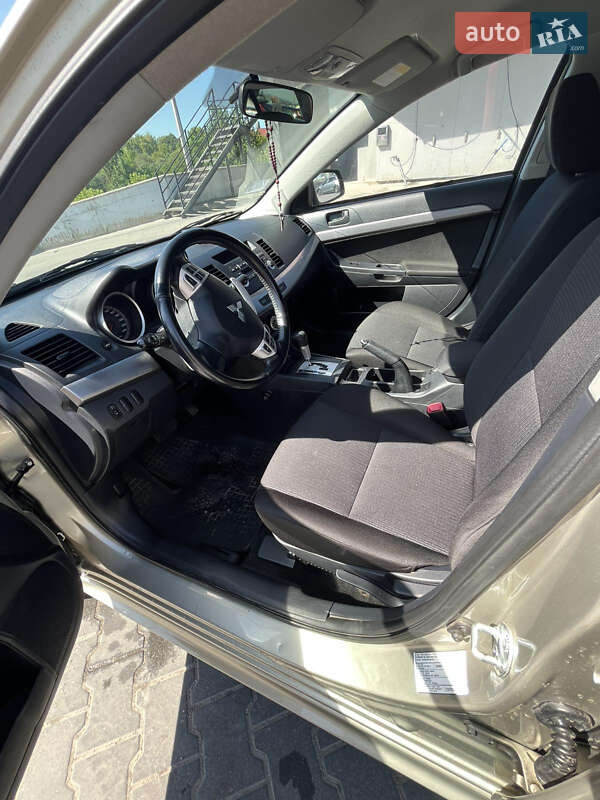 Седан Mitsubishi Lancer Evolution 2007 в Тернополе