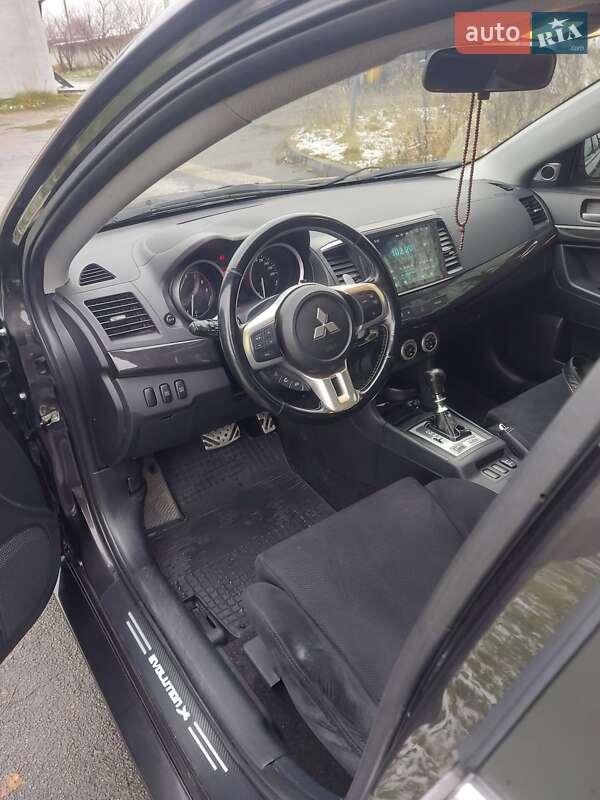 Седан Mitsubishi Lancer Evolution 2008 в Нетішині