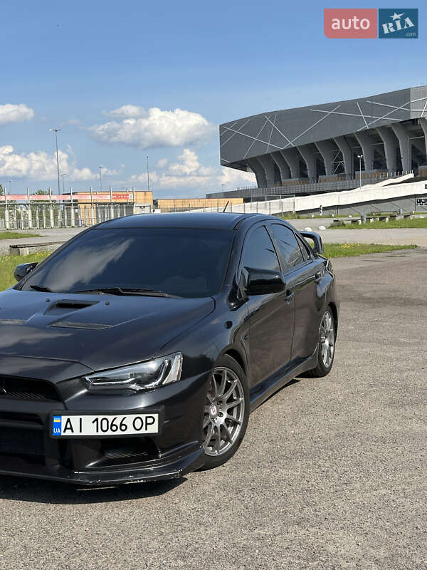 Седан Mitsubishi Lancer Evolution 2008 в Львове фото 11 Седан Mitsubishi Lancer Evolution 2008 в Львове
