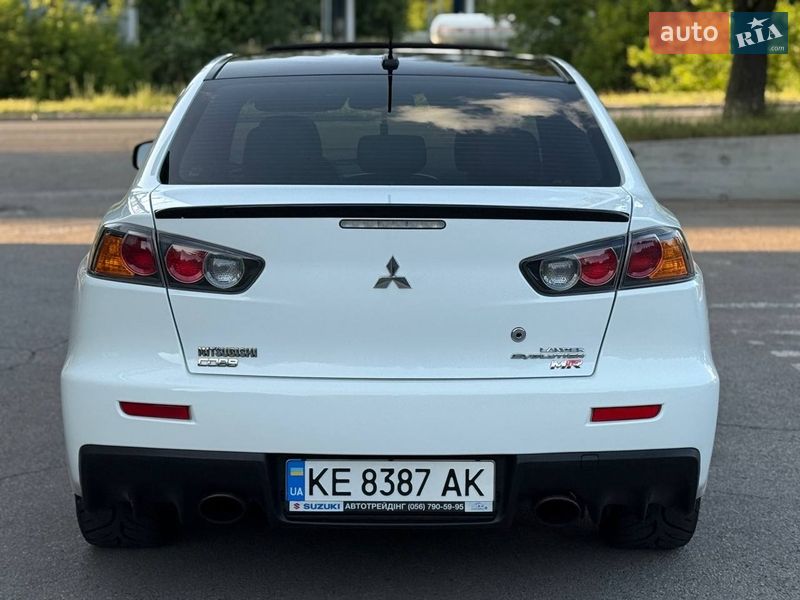 Седан Mitsubishi Lancer Evolution 2015 в Днепре