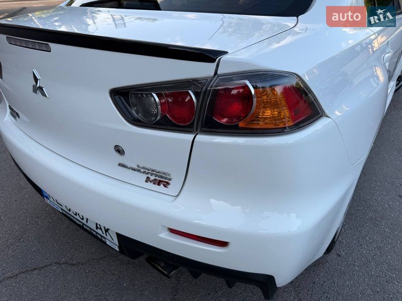 Седан Mitsubishi Lancer Evolution 2015 в Днепре