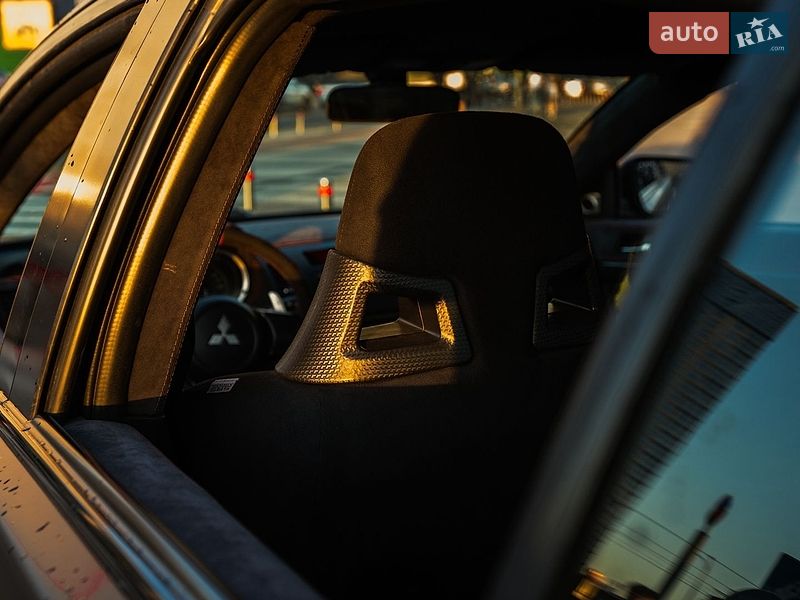 Седан Mitsubishi Lancer Evolution 2008 в Киеве