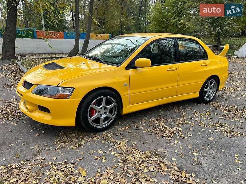 Седан Mitsubishi Lancer Evolution 2003 в Ужгороде
