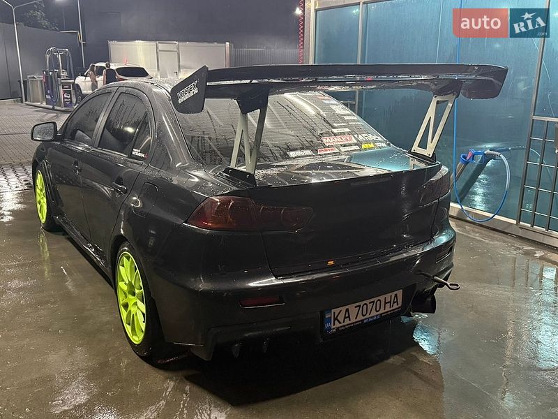 Седан Mitsubishi Lancer Evolution 2008 в Киеве