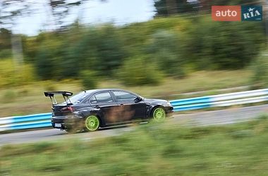 Седан Mitsubishi Lancer Evolution 2008 в Киеве