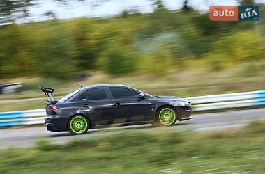 Седан Mitsubishi Lancer Evolution 2008 в Киеве