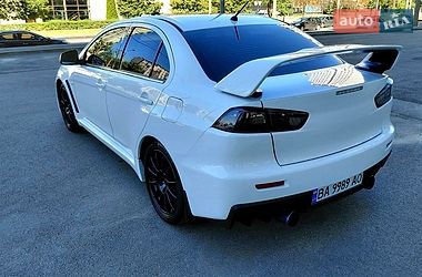Седан Mitsubishi Lancer Evolution 2008 в Харкові фото 14 Седан Mitsubishi Lancer Evolution 2008 в Харкові