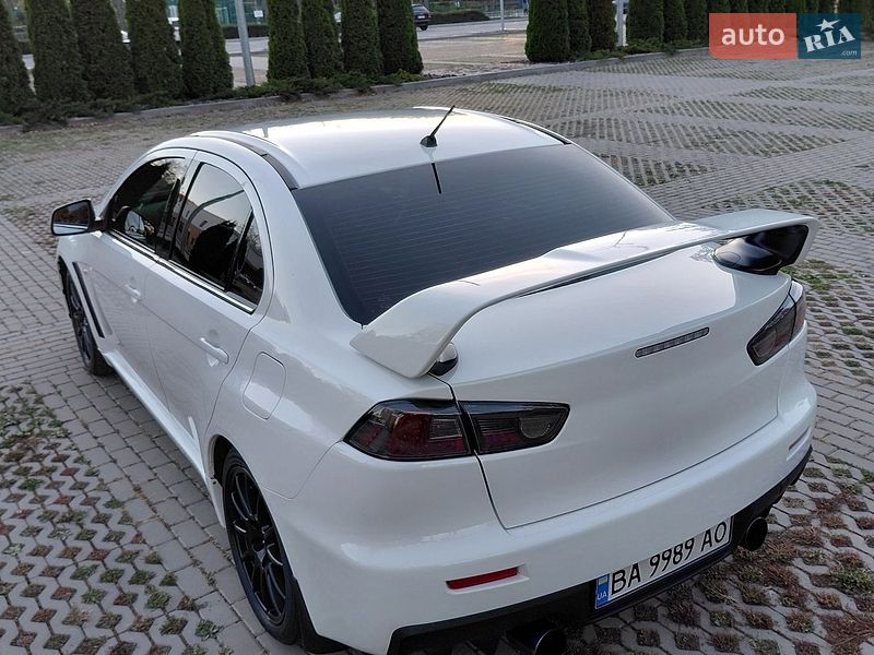 Седан Mitsubishi Lancer Evolution 2008 в Харькове фото 16 Седан Mitsubishi Lancer Evolution 2008 в Харькове