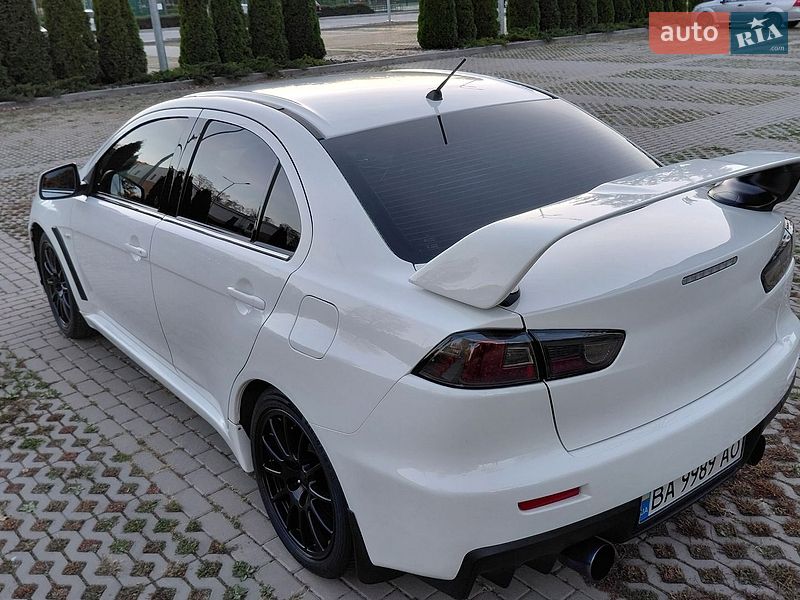 Седан Mitsubishi Lancer Evolution 2008 в Харькове фото 17 Седан Mitsubishi Lancer Evolution 2008 в Харькове
