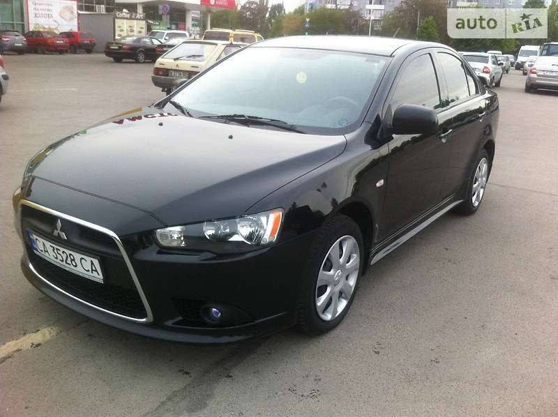 Седан Mitsubishi Lancer 2013 в Запорожье