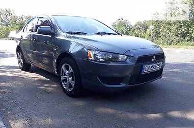 Седан Mitsubishi Lancer 2011 в Смеле