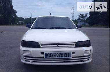 Седан Mitsubishi Lancer 1994 в Чернигове