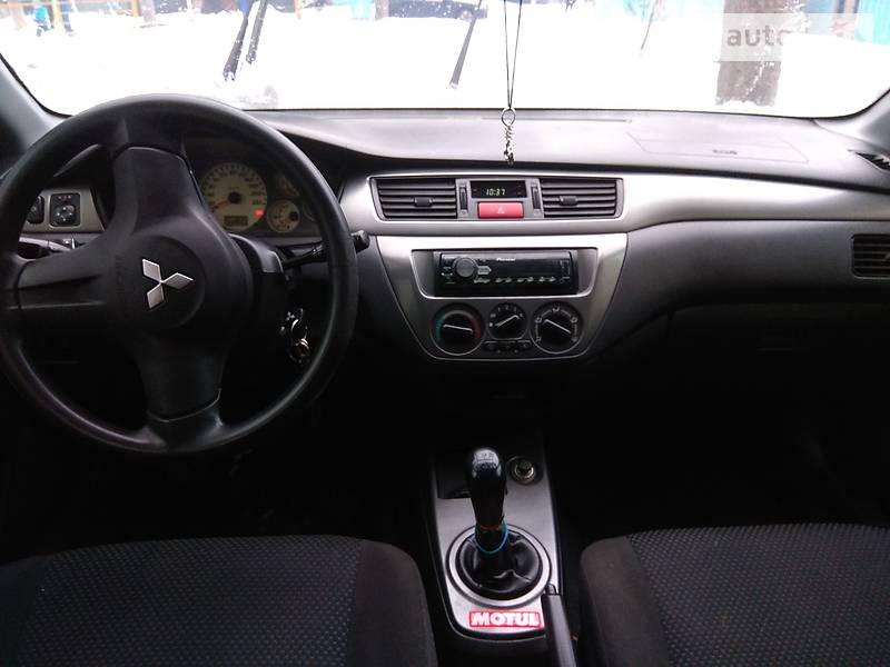 Седан Mitsubishi Lancer 2006 в Днепре
