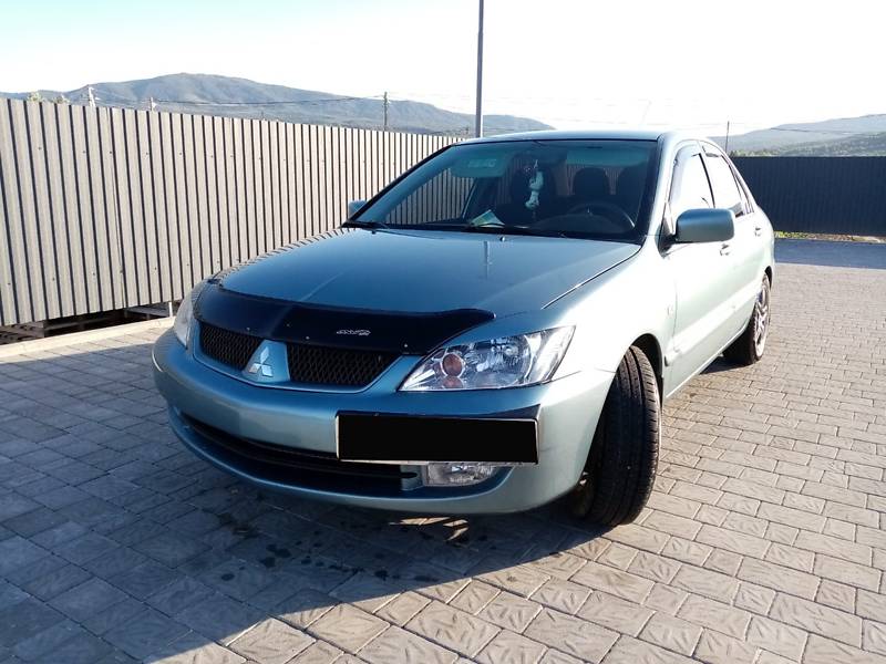 Седан Mitsubishi Lancer 2006 в Хусті