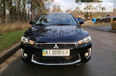 Седан Mitsubishi Lancer 2016 в Киеве