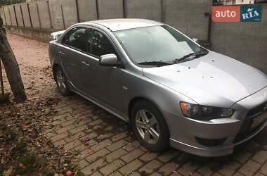 Седан Mitsubishi Lancer 2010 в Луцке