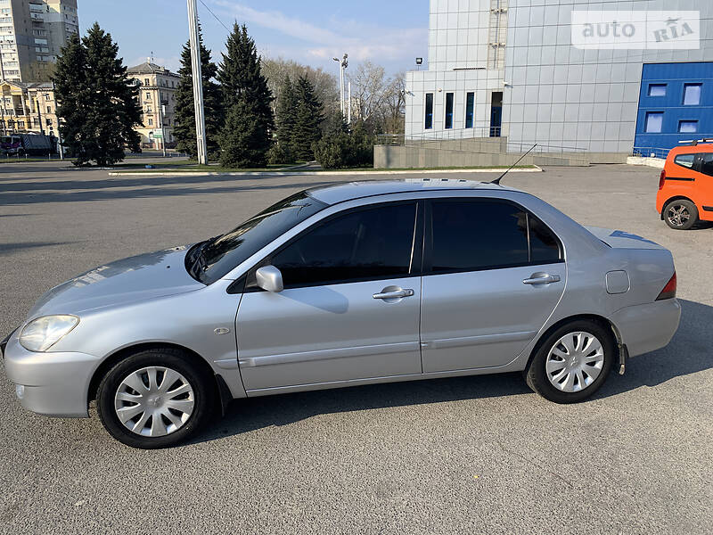 Седан Mitsubishi Lancer 2009 в Дніпрі