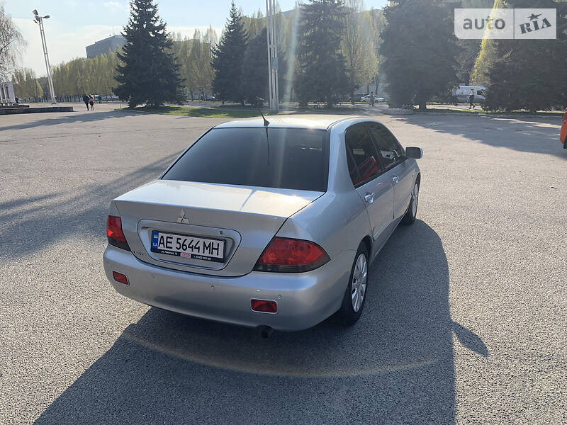 Седан Mitsubishi Lancer 2009 в Дніпрі