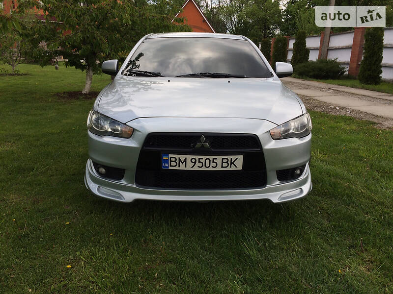 Седан Mitsubishi Lancer 2009 в Ромнах