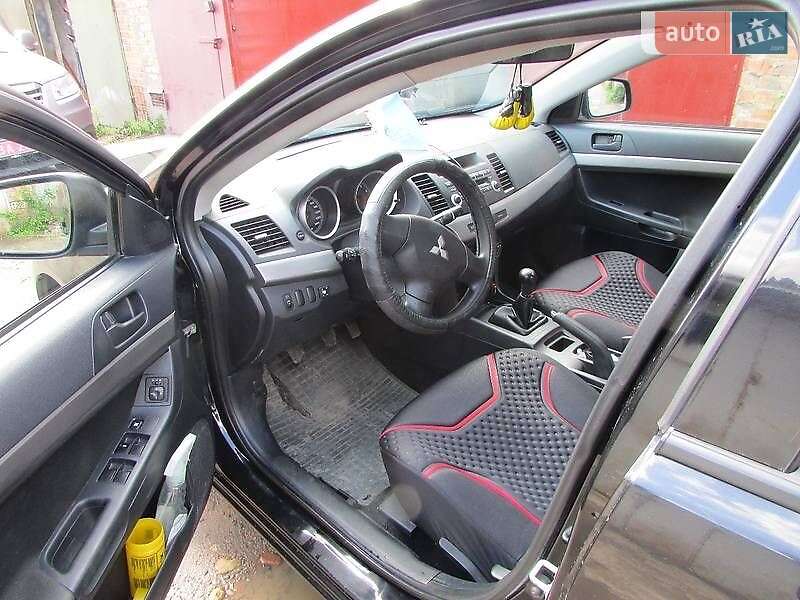 Седан Mitsubishi Lancer 2008 в Виннице