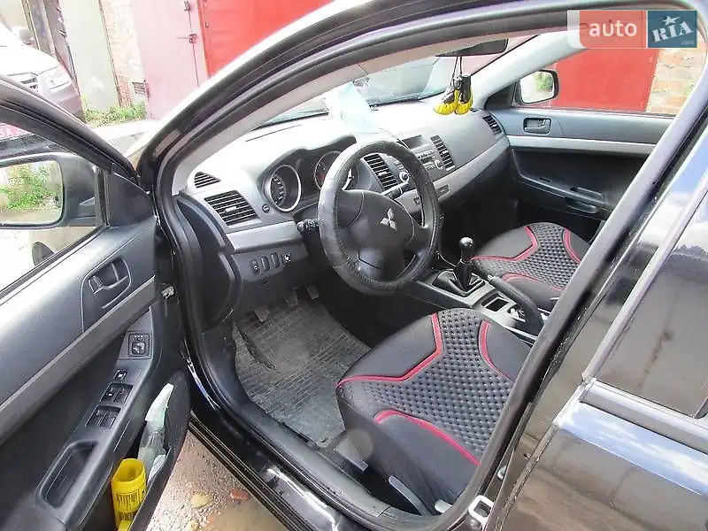 Mitsubishi Lancer