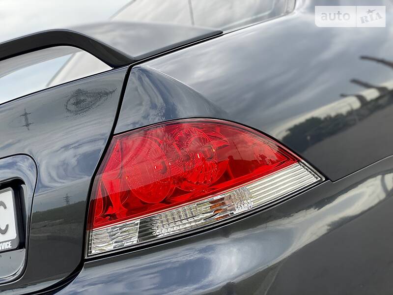 Седан Mitsubishi Lancer 2004 в Дніпрі
