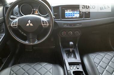 Седан Mitsubishi Lancer 2015 в Сумах