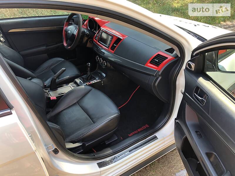 Седан Mitsubishi Lancer 2010 в Броварах