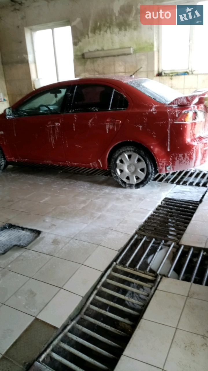 2011 Mitsubishi Lancer - мініатюра 13