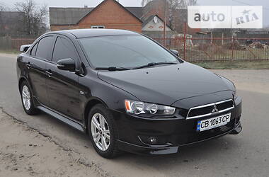 Седан Mitsubishi Lancer 2015 в Ахтырке