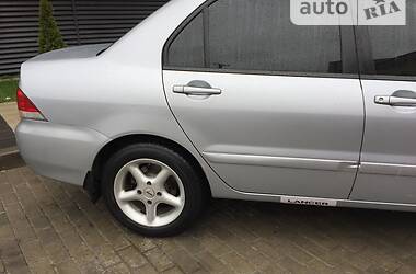 Седан Mitsubishi Lancer 2006 в Львове