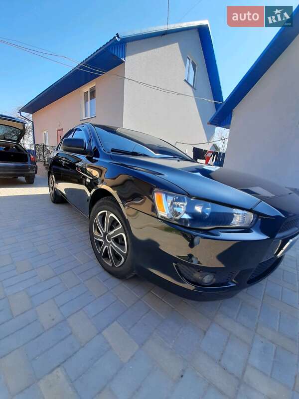 Седан Mitsubishi Lancer 2011 в Ивано-Франковске