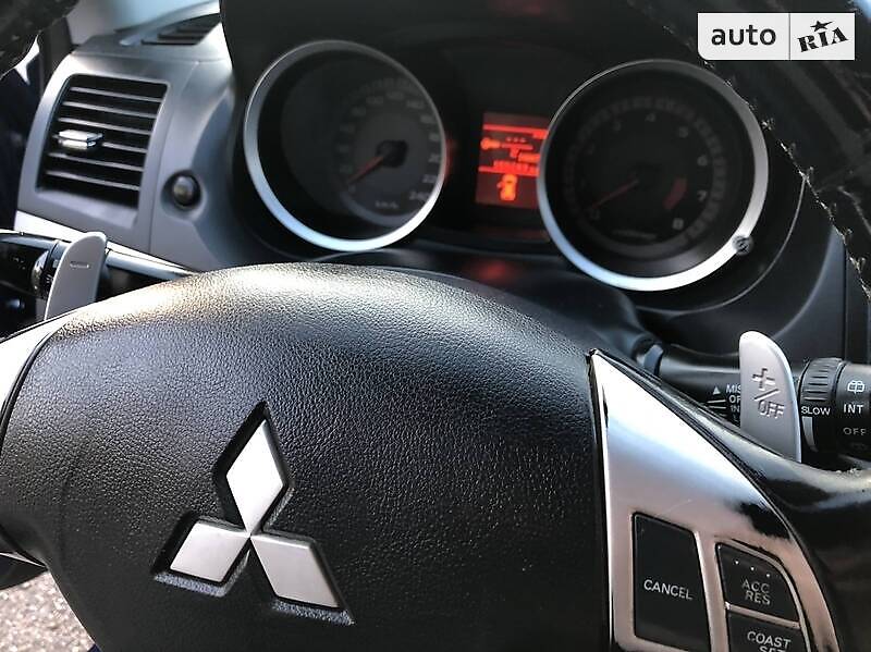 Лифтбек Mitsubishi Lancer 2009 в Ивано-Франковске