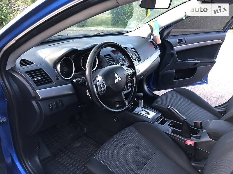 Лифтбек Mitsubishi Lancer 2009 в Ивано-Франковске